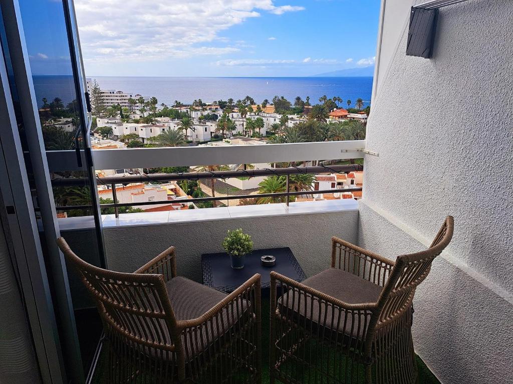 Balkón nebo terasa v ubytování Ocean View Penthouse