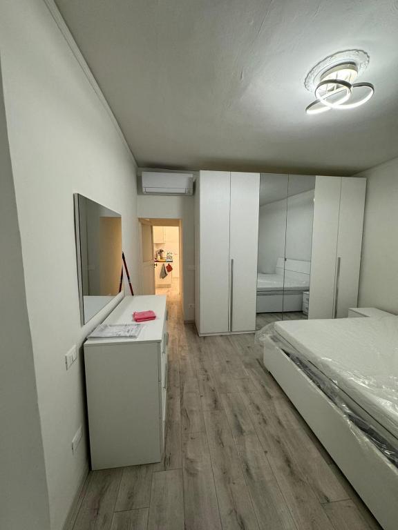 Spacious & Trendy 2BR apartment