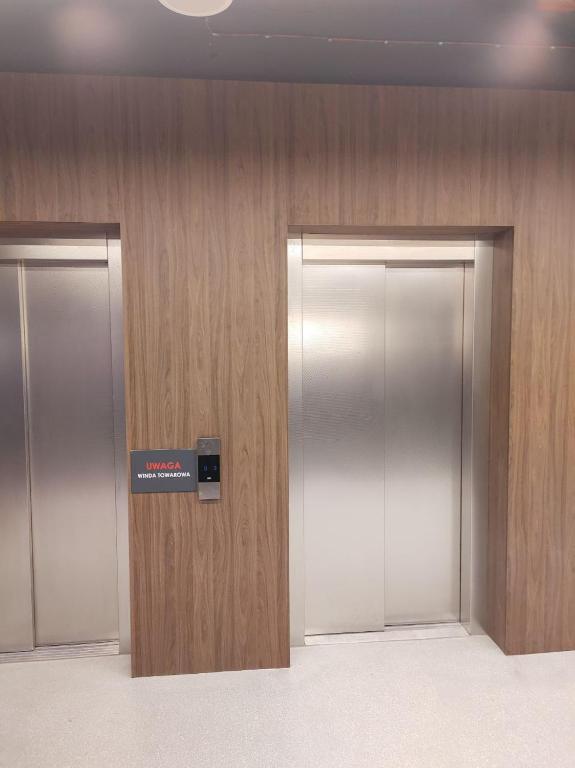 TOTU TODAY-PLAC WOLNOŚCI 6 APARTAMENTY, Faktura VAT, self check-in - 14