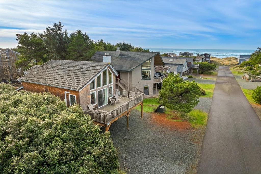 Το κτήριο όπου στεγάζεται  η παραθεριστική κατοικία