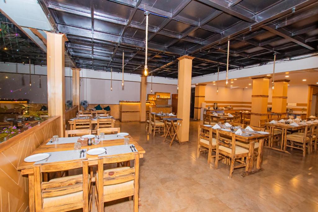 Restaurace v ubytování Majheri Resort and Spa