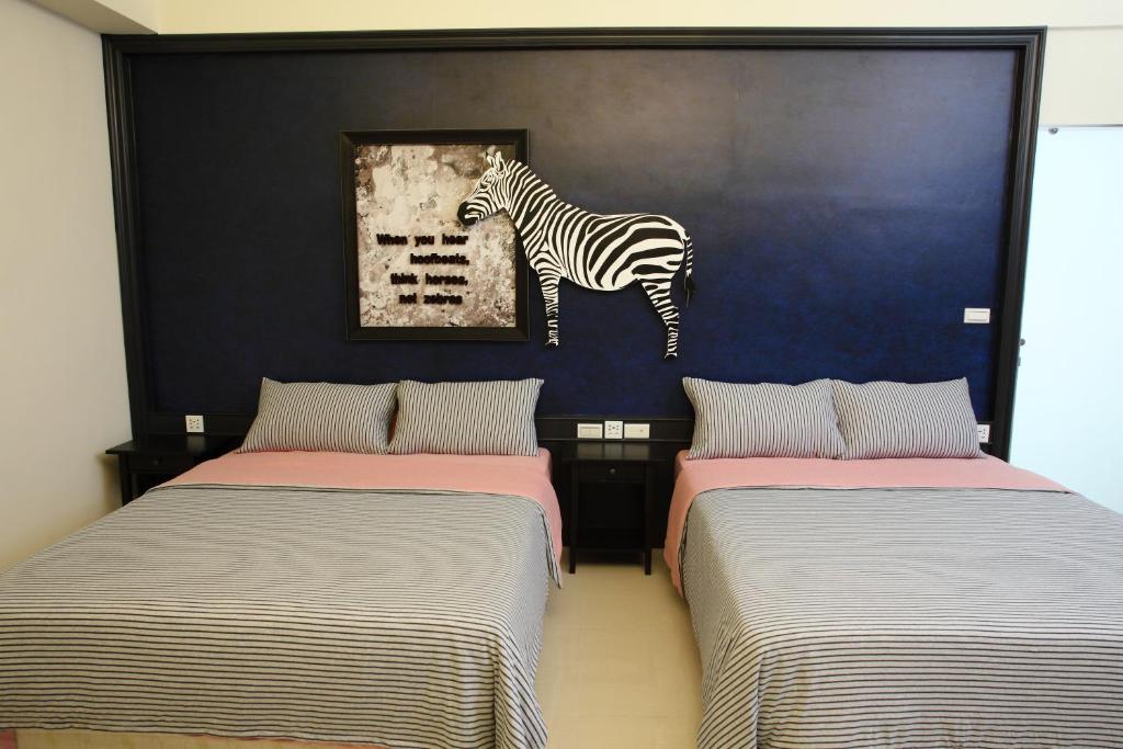 So Easy Inn - Deluxe Quadruple Room