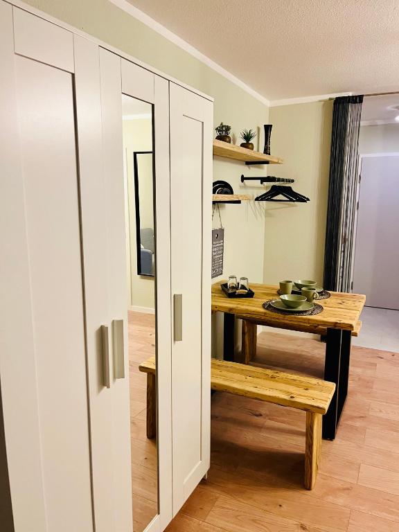 Studio an der Elbe mit Balkon, Küche und Netflix - 9