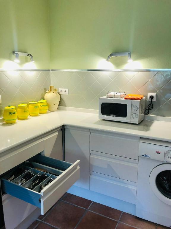 A kitchen or kitchenette at Nueva Cazorla Mirador Cerro del Escribano