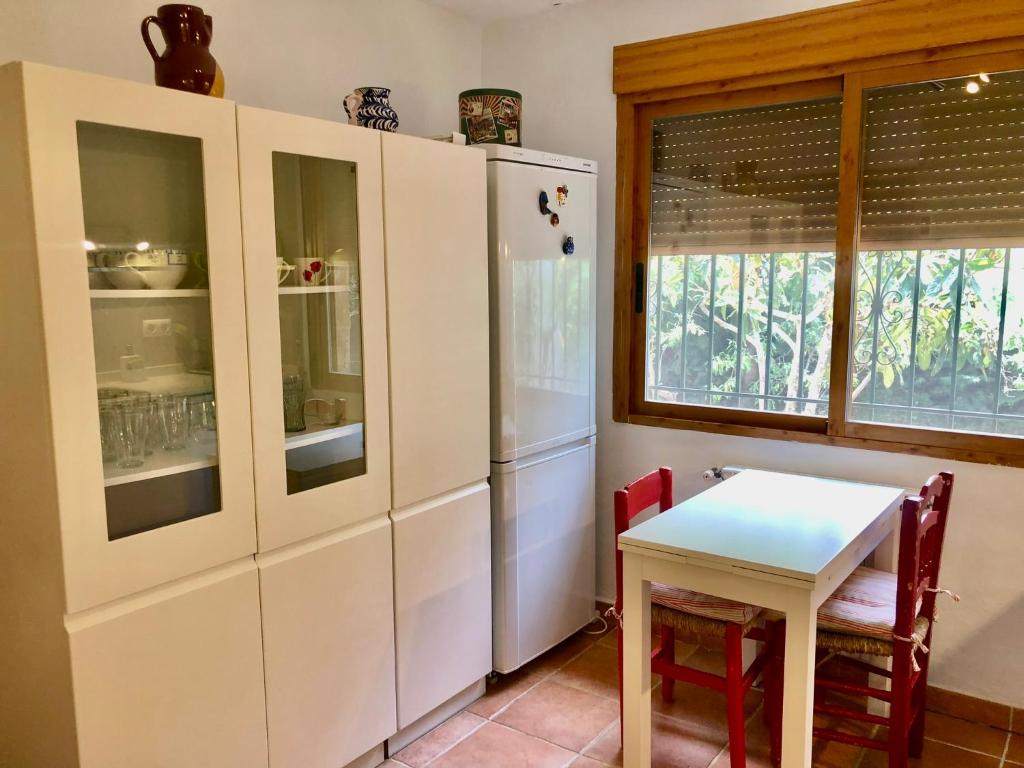 A kitchen or kitchenette at Nueva Cazorla Mirador Cerro del Escribano