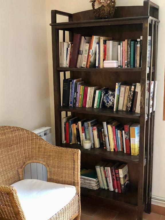 The library in the holiday home