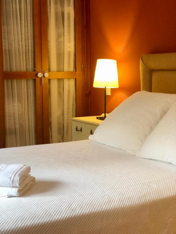 A bed or beds in a room at Nueva Cazorla Mirador Cerro del Escribano