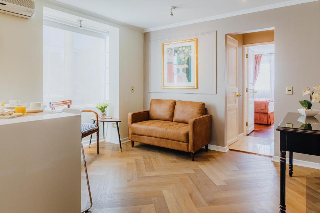 Posezení v ubytování Orly Suites
