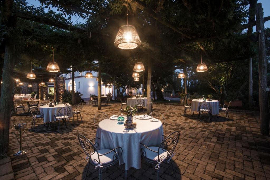 My Exclusive Italy - Elegant Sorrento Coast Villa with Pool and Tennis Court photo photo 3