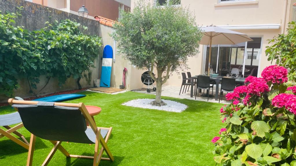 Photo de la galerie de l'établissement Escale Sablaise Maison 4 chambres jardin Les Sables d'Olonne plage centre-ville & port, à La Chaume