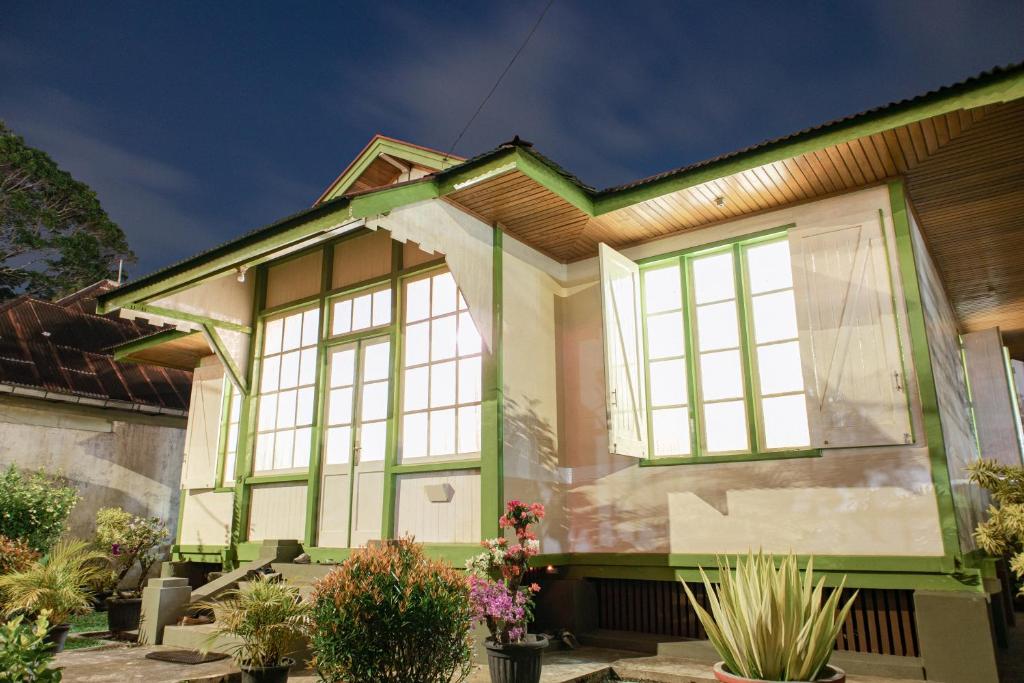 Rumah Nizar (next to Ngarai Sianok) - Casa De Vacaciones