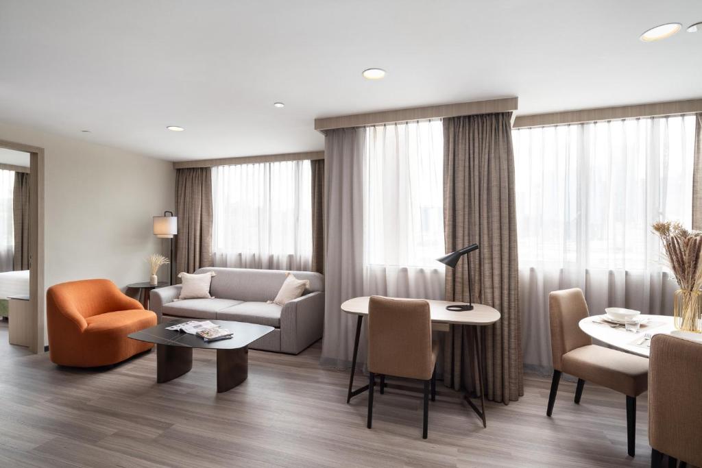 Park Avenue Clemenceau - 