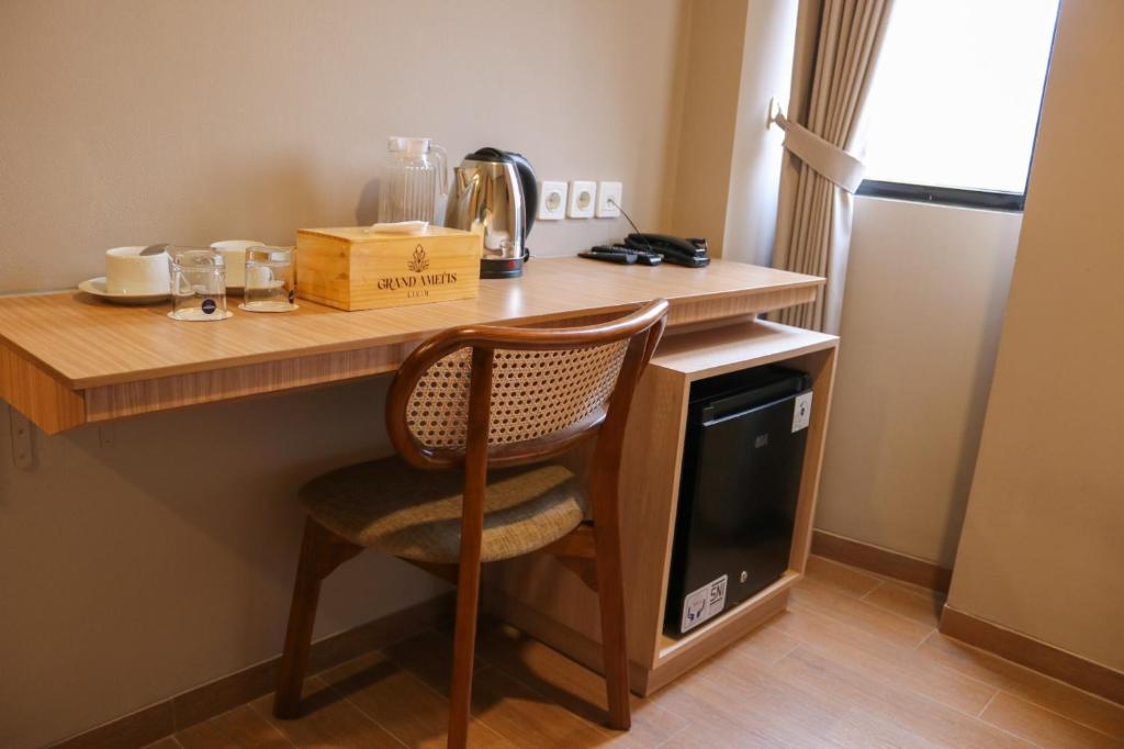 Kuchyň nebo kuchyňský kout v ubytování Grand Ametis Hotel Jakarta
