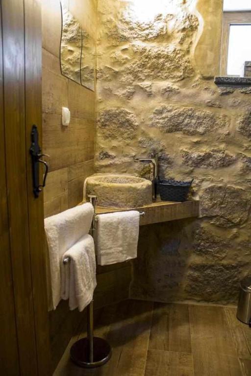 Koupelna v ubytování Quinta da Idalina