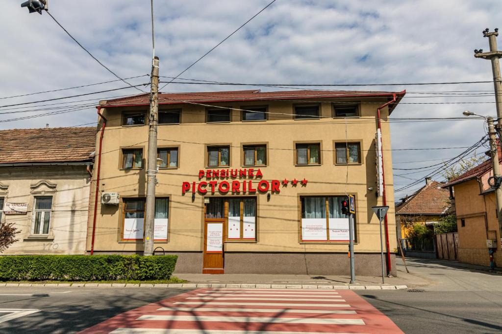 Pensiunea Pictorilor - Housity