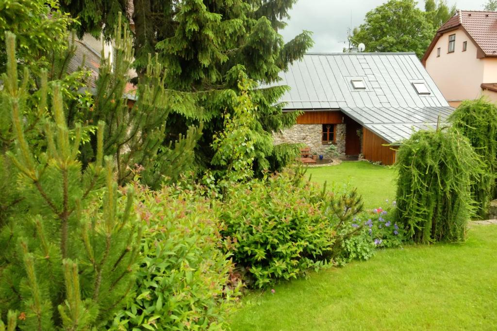 Zahrada ubytování Apartmány Nové Hutě