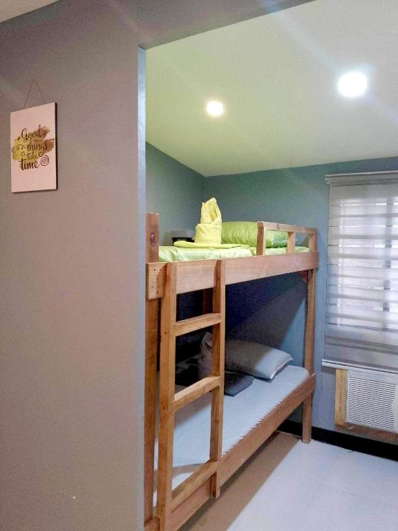 Postel nebo postele na pokoji v ubytování Mantilla Hostel