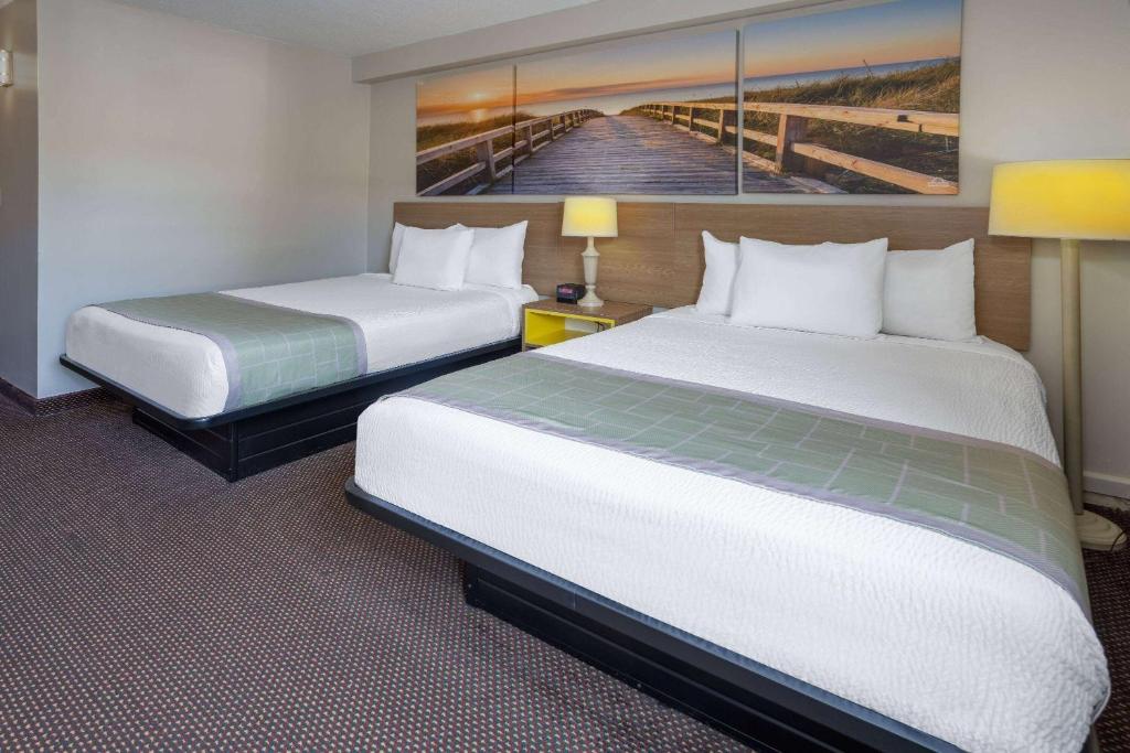 Days Inn by Wyndham Manassas Battlefield - 2 Double Beds, Accessible Room, Non-Smoking
