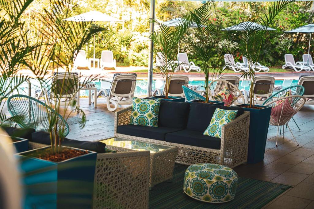 Hilton Cairns - Resim 17