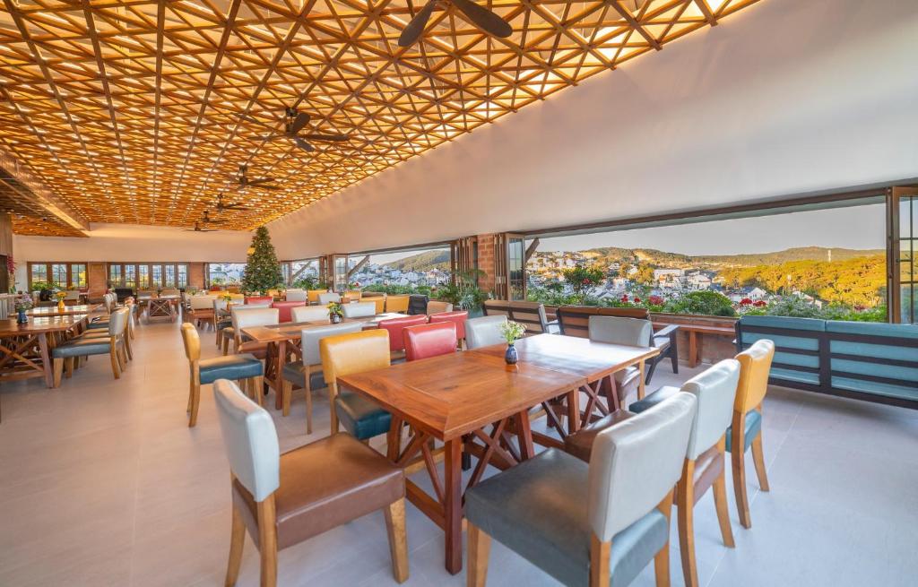 Brick House Dalat Hotel - 2