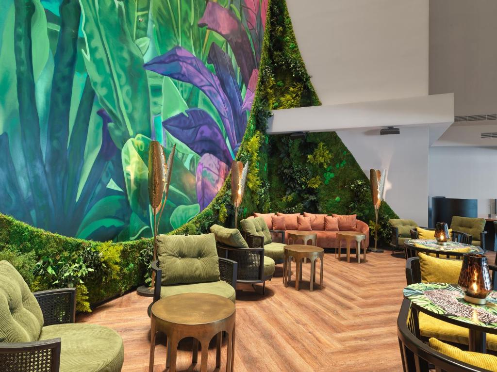 Posezení v ubytování NYX Hotel Limassol