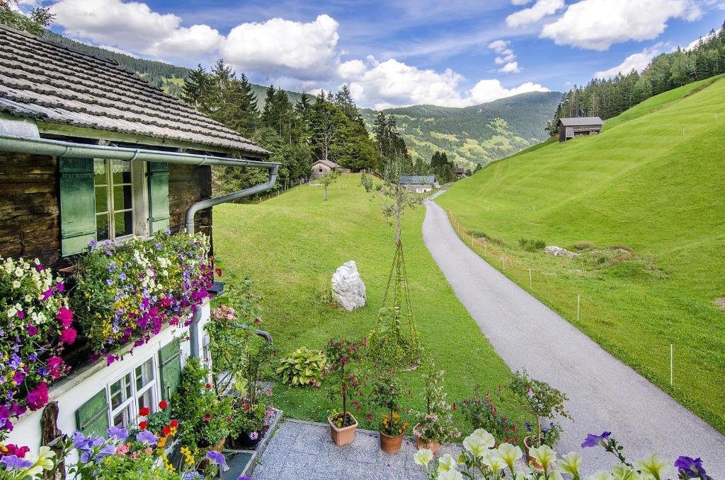 Nespecifikovaný výhled na hory nebo výhled na hory při pohledu z apartmánu