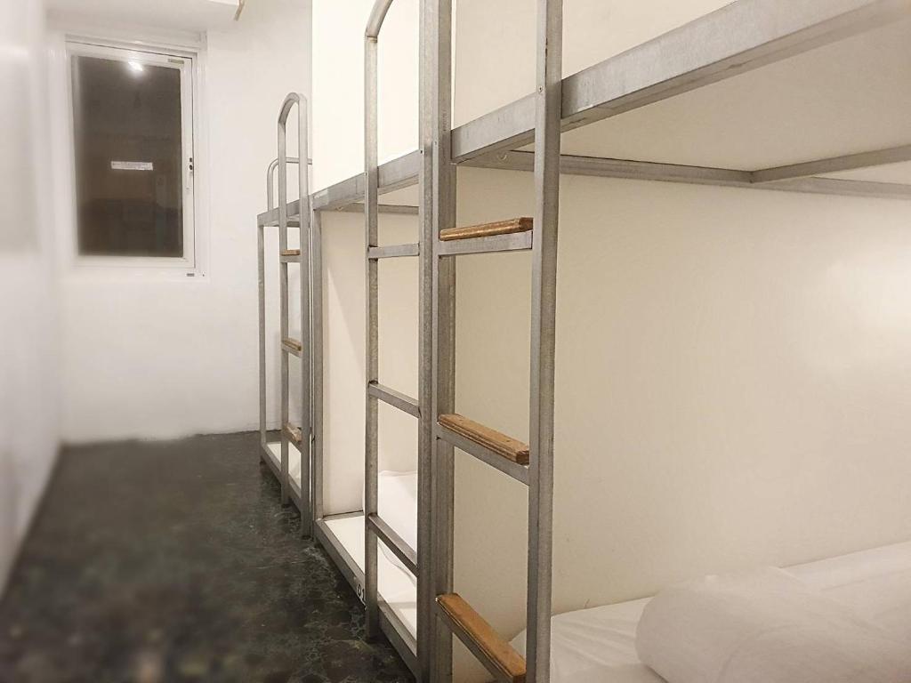 Postel nebo postele na pokoji v ubytování COZY Home