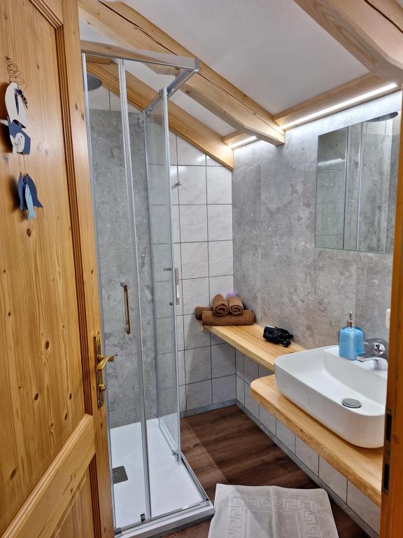 Koupelna v ubytování Biobauernhof Poidlbauer