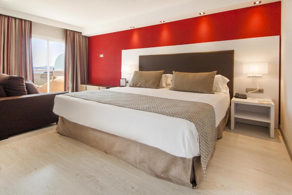 
Junior Suite with Private Pool and Sea View
