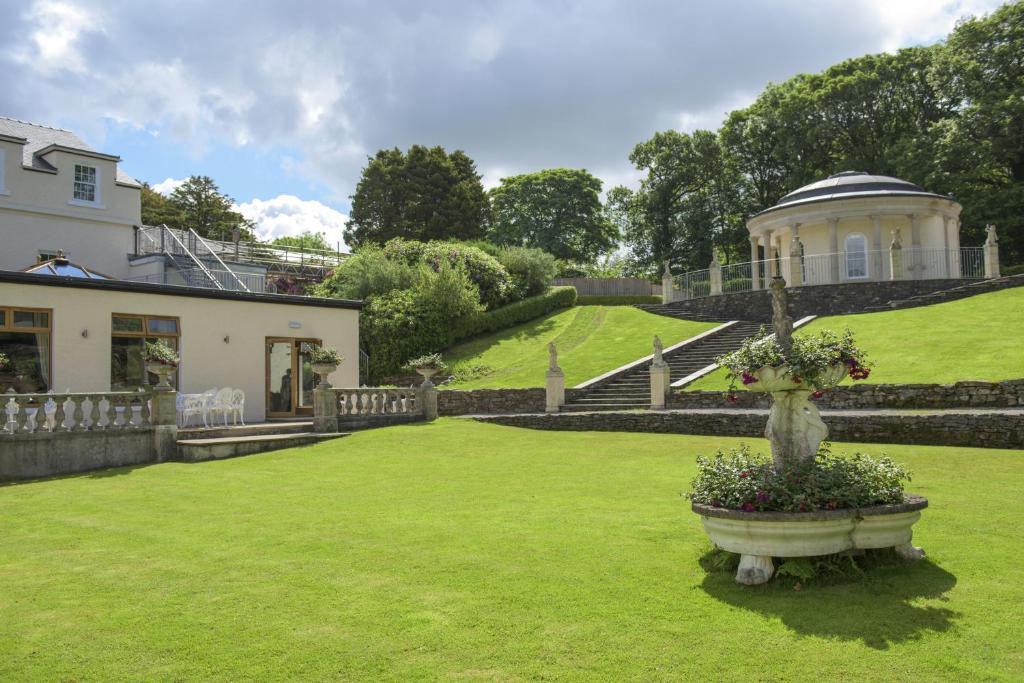 Newby Bridge Hotel offer, near Lake Windermere, Lake District Newby Bridge Hotel offer, near Lake Windermere, Lake District