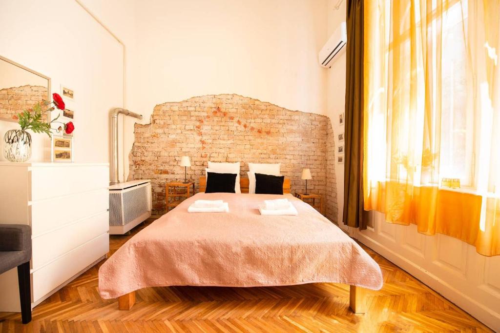 Ultra central cosy AC apartment 1075 Budapest, Budapest, Dob utca 12 kép - 1