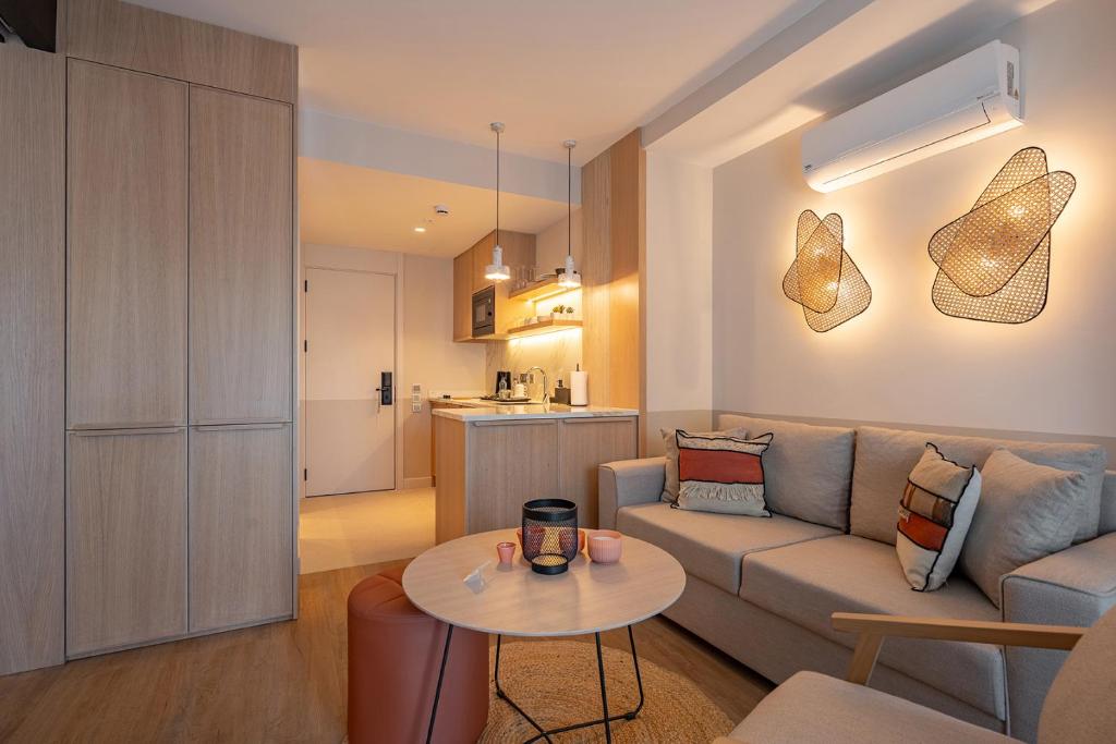 Posezení v ubytování Oli Hotel and Suites