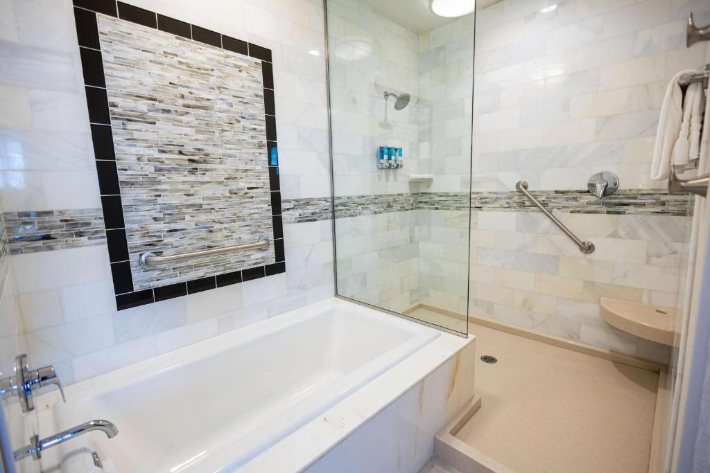 Drury Plaza Hotel Orlando - Disney Springs Area photo