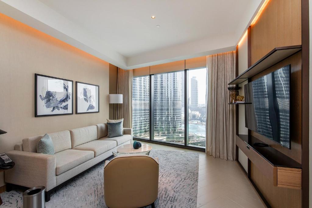 Fotografie z fotogalerie ubytování Deluxe 2BR with Full Burj Khalifa and Fountain View v Dubaji