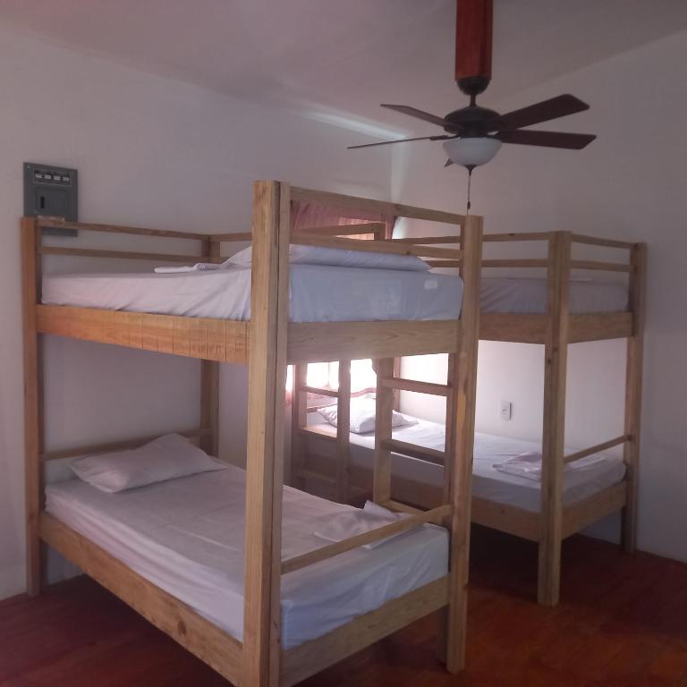 Postel nebo postele na pokoji v ubytování TOnat Caribe Hostel01