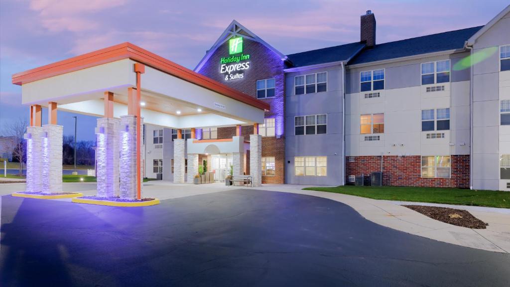 a rendering of a hotel with a gazebo at Holiday Inn Express & Suites Zion, an IHG Hotel in Zion