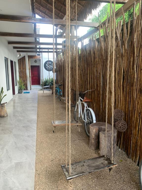 Jízda na kole v ubytování HOTEL SOÍ BACALAR nebo okolí