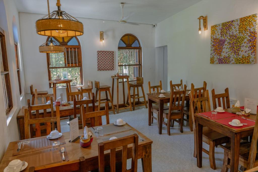 Restaurace v ubytování Shoki Shoki Hotel Stone Town