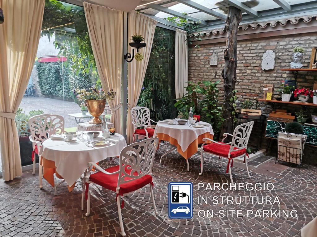 Patio nebo venkovní prostory v ubytování Villa Noctis