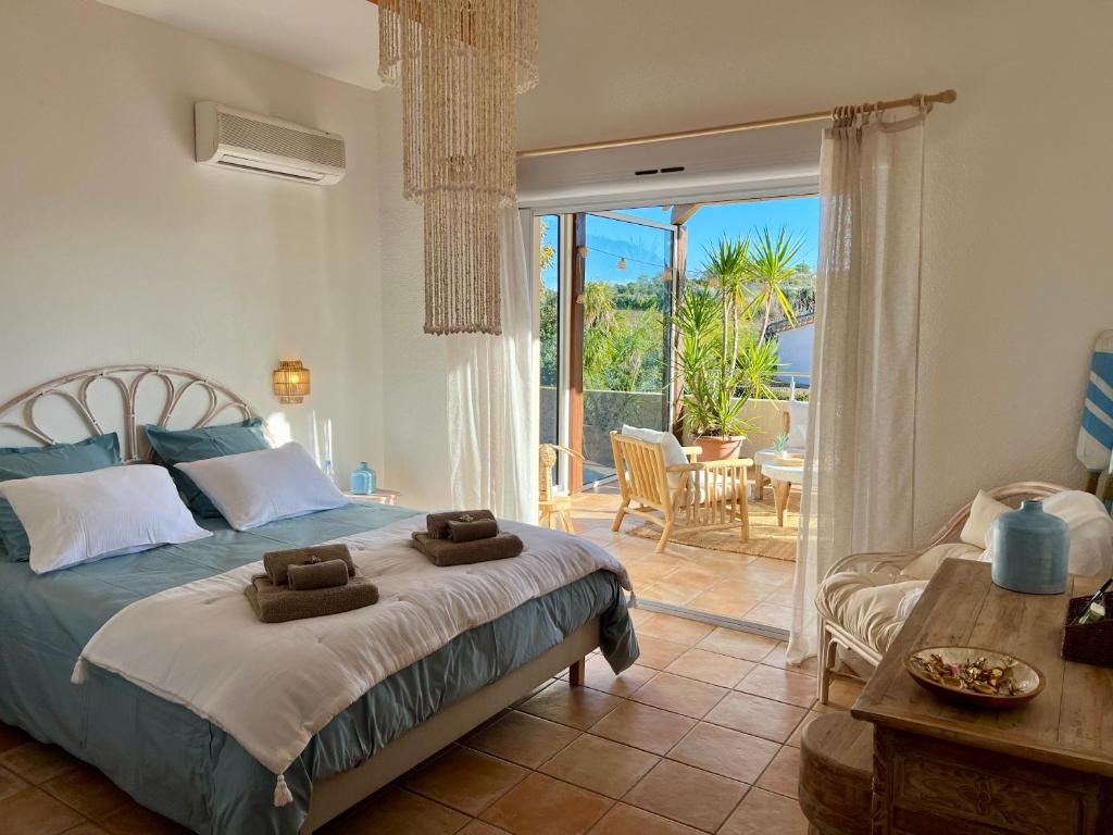 Au Bonheur Dezange - 1