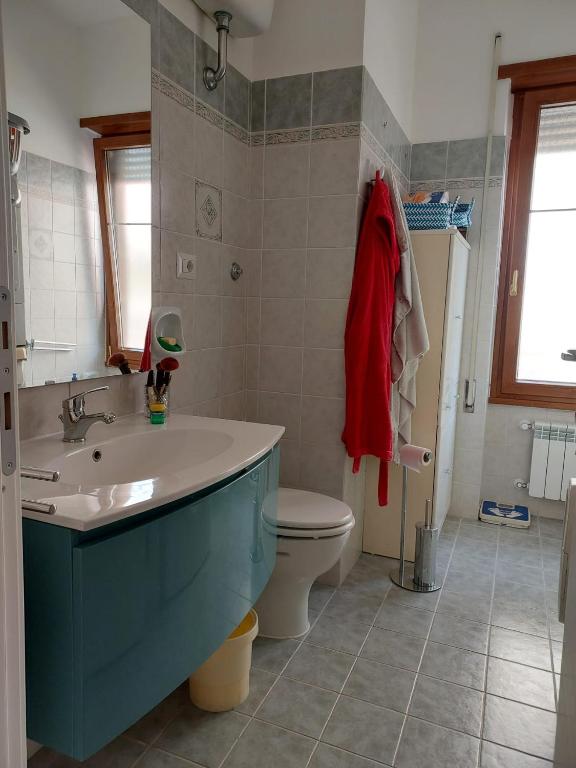 Bilik mandi di A Casa di Vale