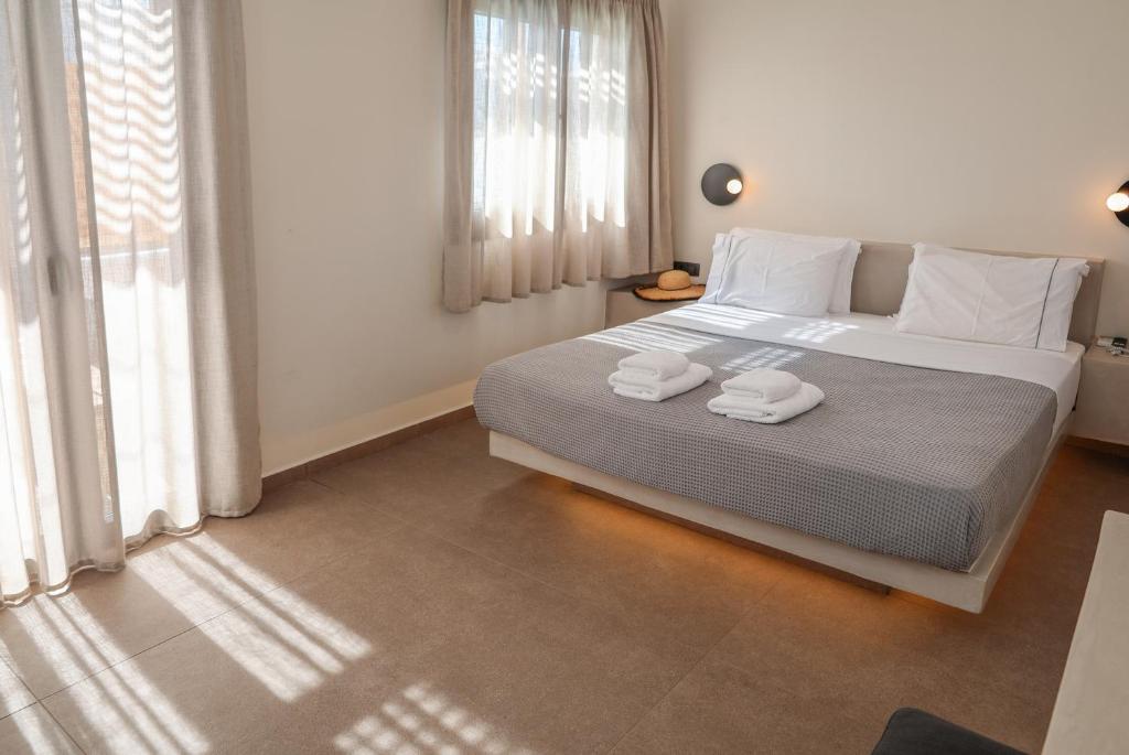 North Wind Luxury Suites - 9