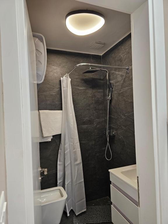 Skerdi Room - Imazhi 7