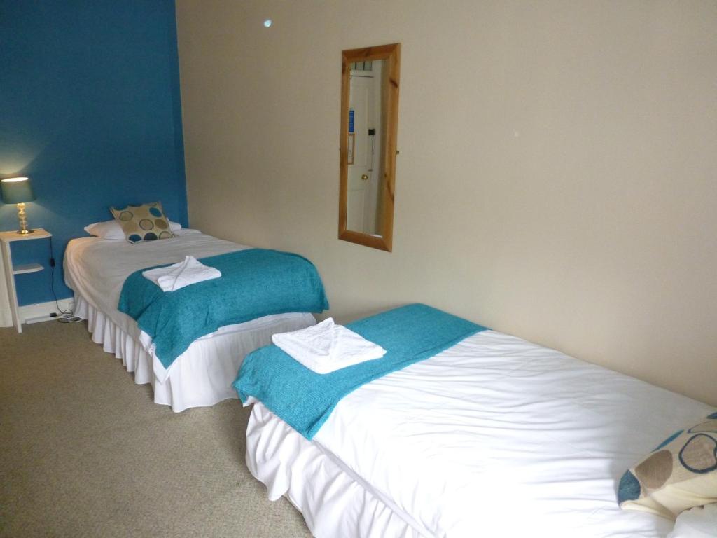 Maes Manor Country Hotel - Family Room
