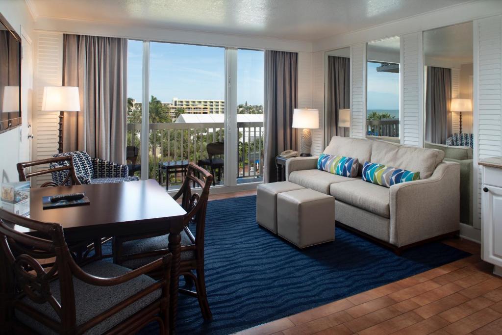 Island Grand at TradeWinds - 