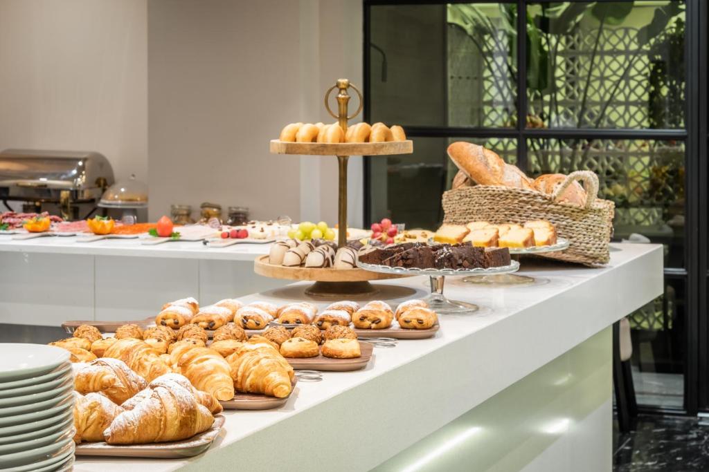 Arya Stadium Hotel - Resim 16