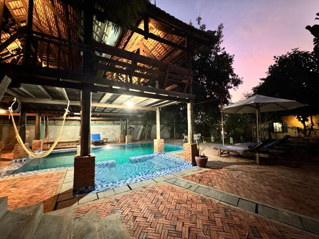 Cozy Paradise 2