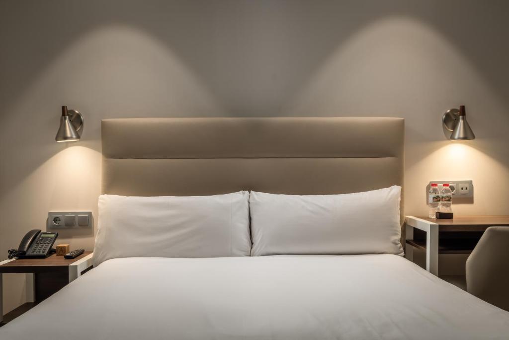 Arya Stadium Hotel - Resim 23