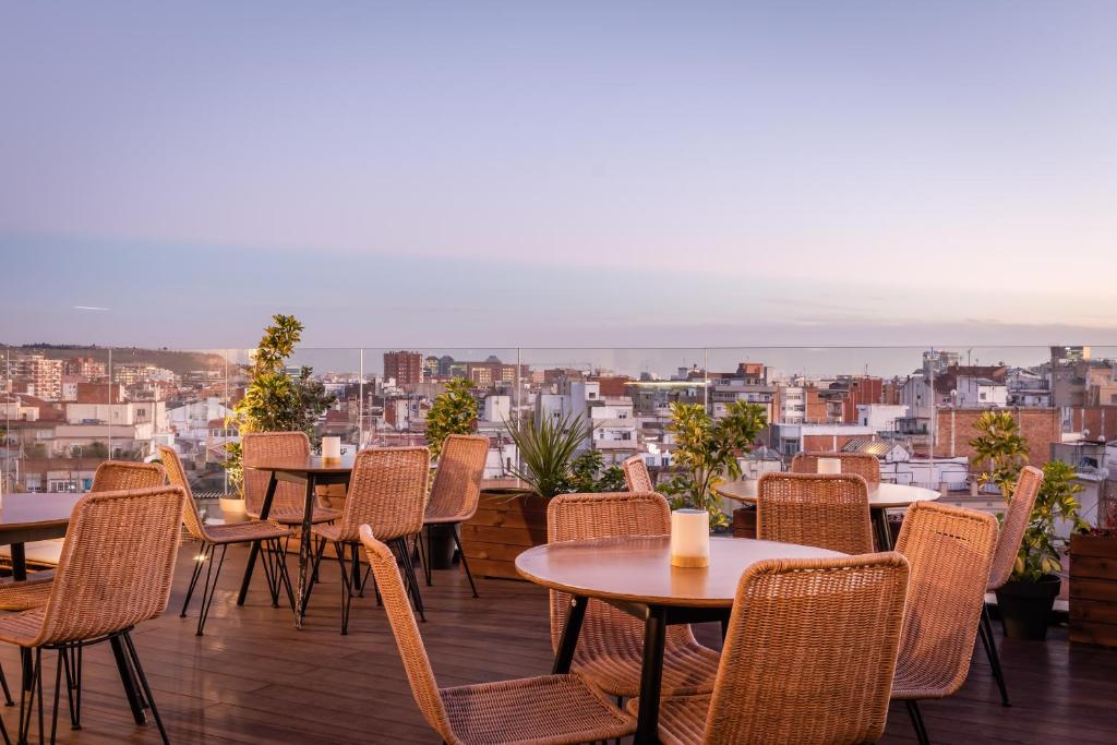 Arya Stadium Hotel - Resim 40