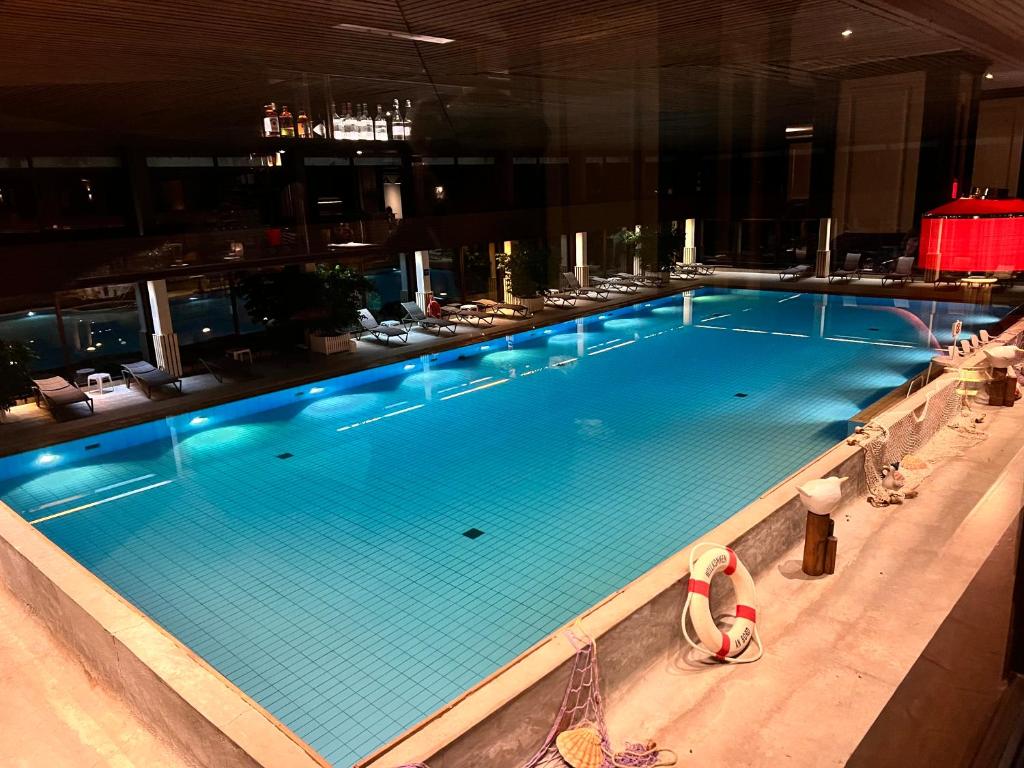 Bazén v ubytování Strandappartement 715 im Plaza Premium Hotel nebo v jeho okolí